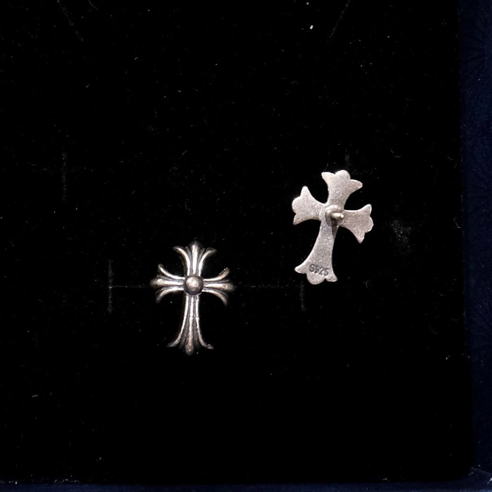 *Sold* Chrome Hearts Maltese cross stud earring